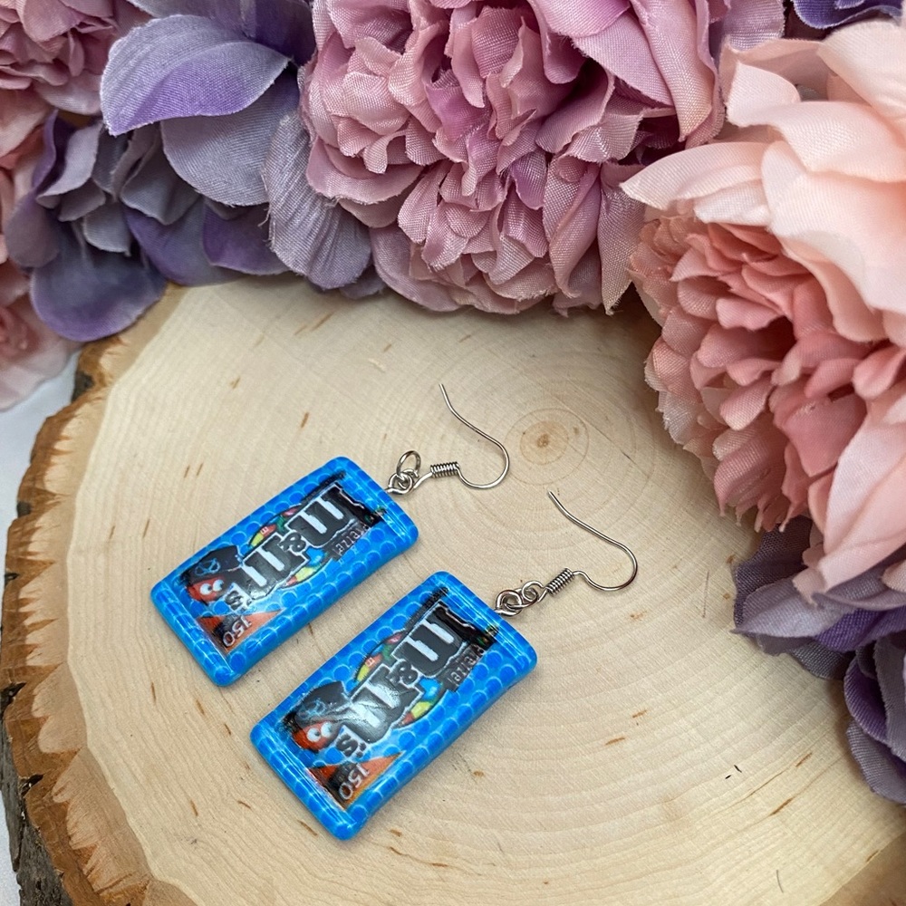 Whimsical Pretzel M&M Chocolate Candy Earrings - Picture 3 of 10